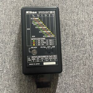 Nikon SB-E Speedlight w/ leather case